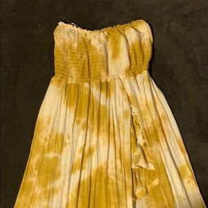 Windsor yellow and white tie die sundress